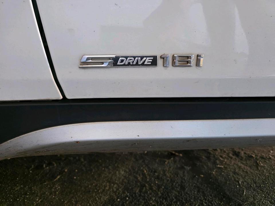 BMW X1 2011 — photo 10