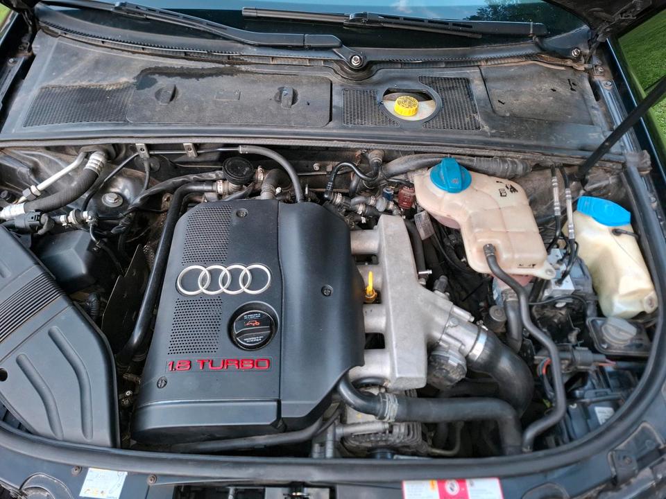 Audi A4 2004 — двигун