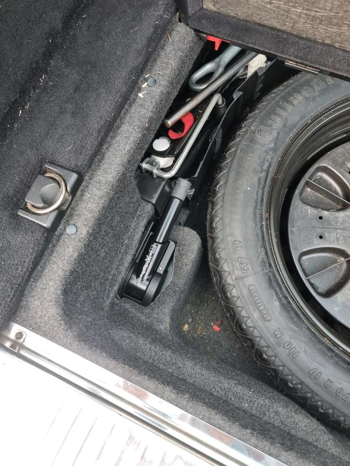 Mercedes Benz E 220 2008 — photo 15