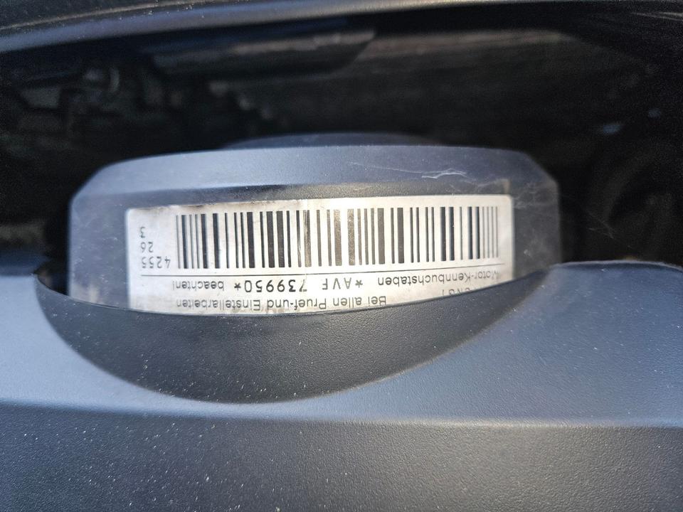 Audi A4 2004 — photo 12
