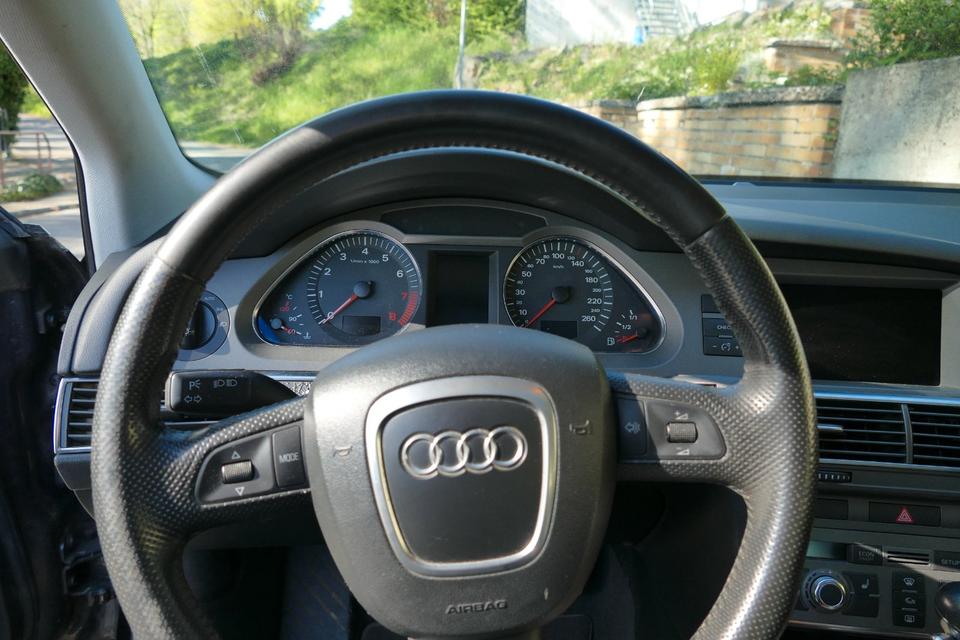 Audi A6 2005 — photo 9