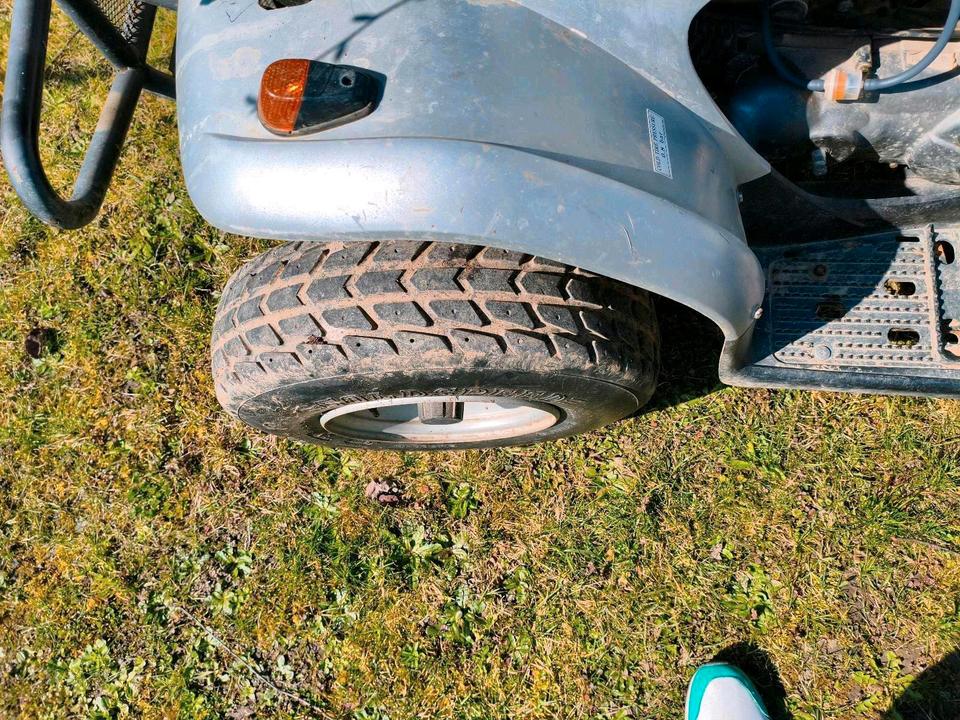 Weitere Motorräder E-ton EXL - 150 Yukon ST Quad 150 ccm - Bastlerfahrzeug - Ersatz 2004 — interior
