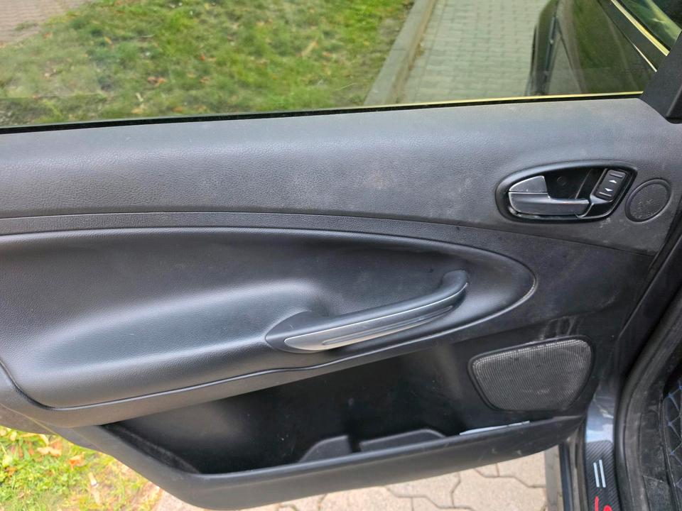 Ford Weitere Ford 2008 — rear view