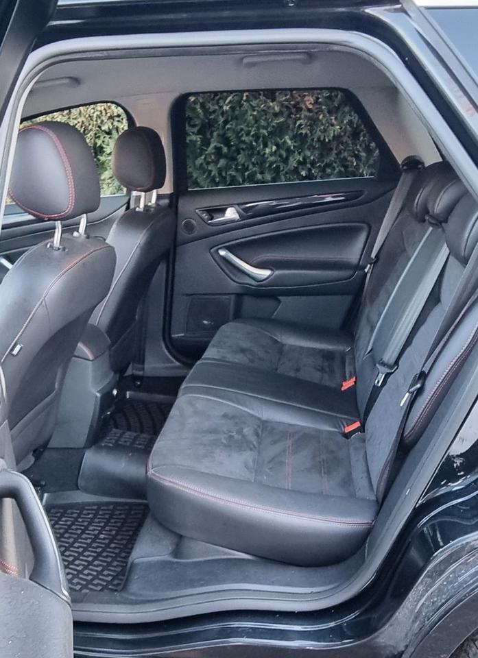 Ford Mondeo 2012 — photo 10
