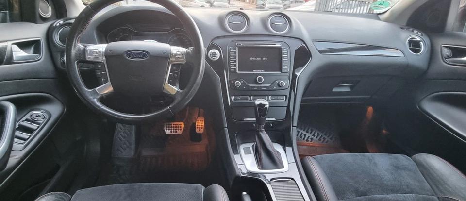 Ford Mondeo 2012 — photo 11