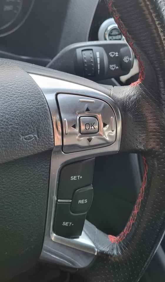 Ford Mondeo 2012 — photo 16