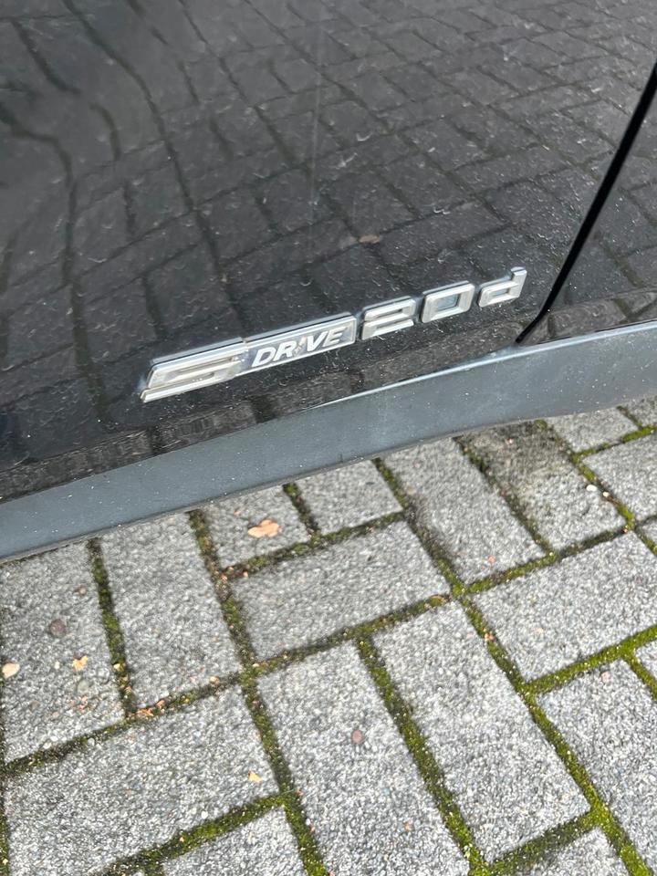BMW X1 2010 — двигун