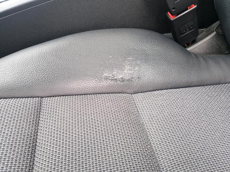 Mercedes Benz C 180 2012 — photo 11
