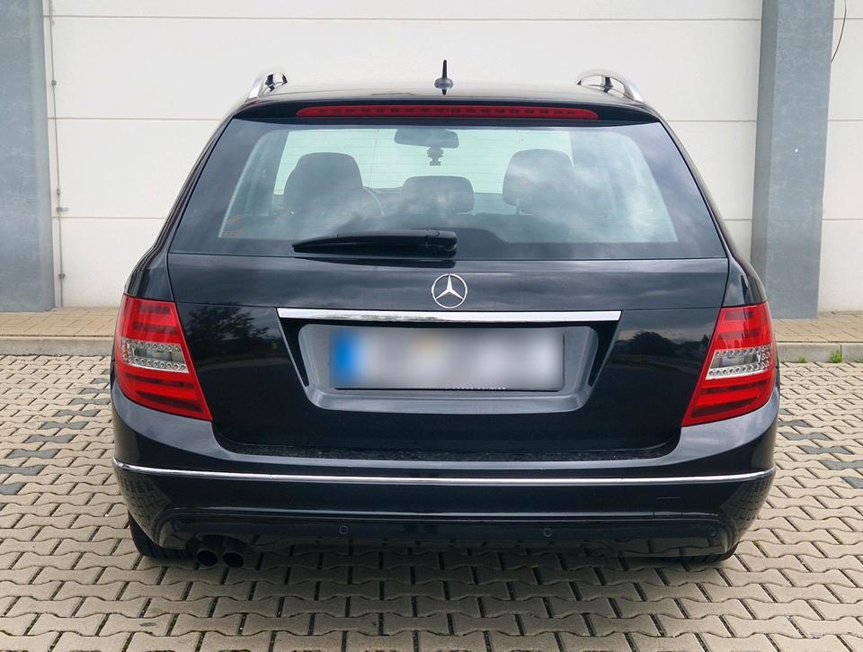 Mercedes Benz C 180 2012 — photo 8