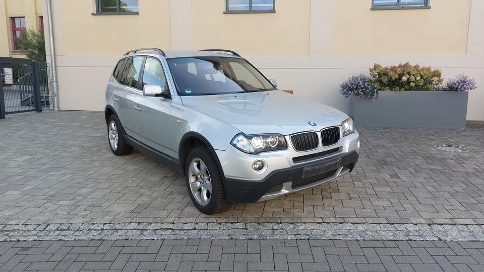 BMW X3 2008 — вигляд ззаду
