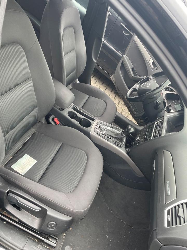 Audi A4 2014 — interior