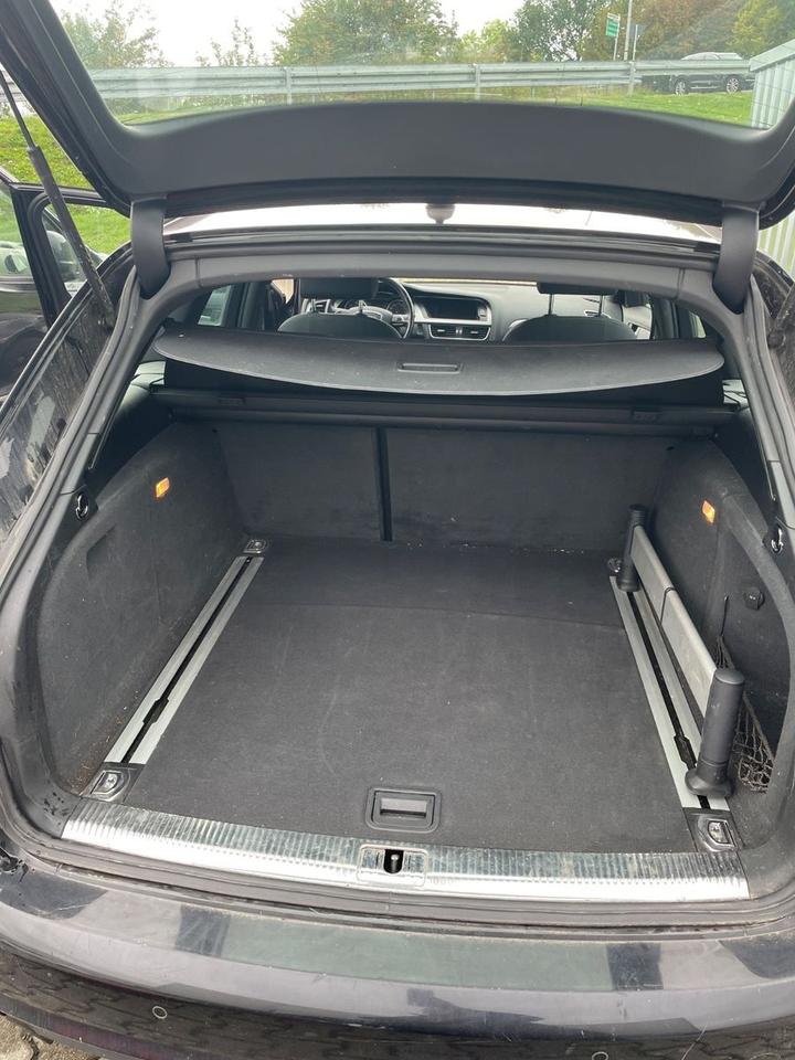Audi A4 2014 — engine