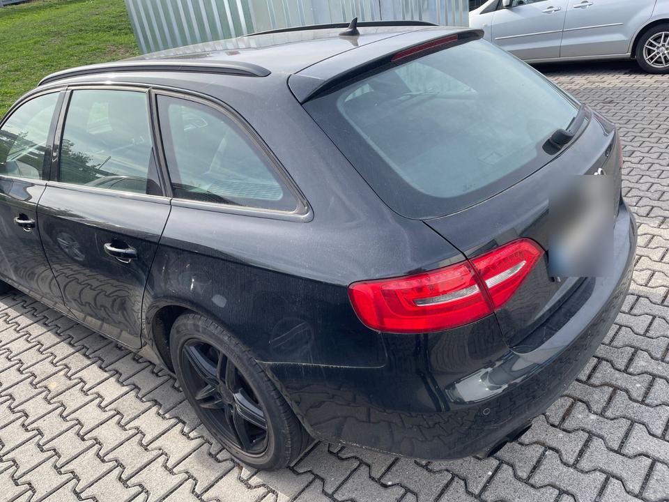 Audi A4 2014 — photo 7