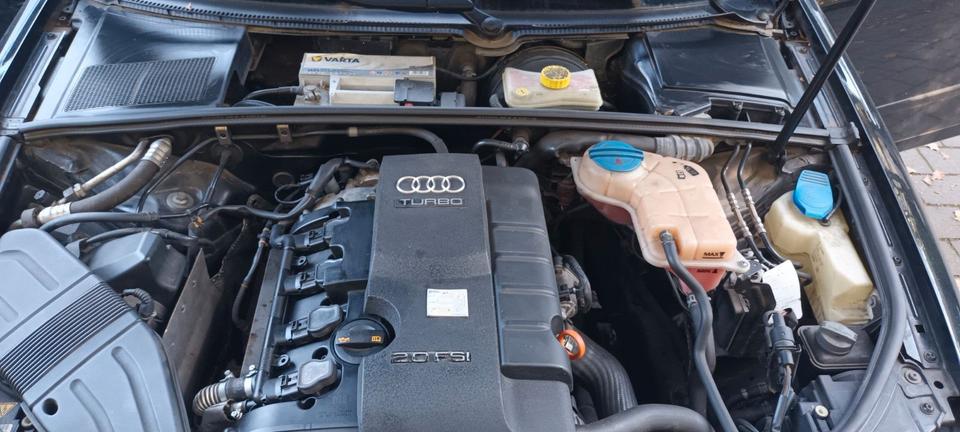 Audi A4 2008 — photo 7
