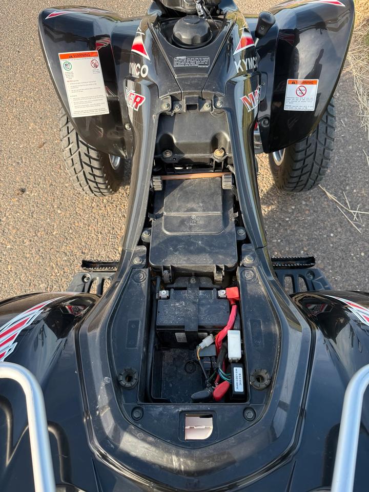 Kymco Maxxer 300 Quad wenig Km 300ccm 2010 — photo 12