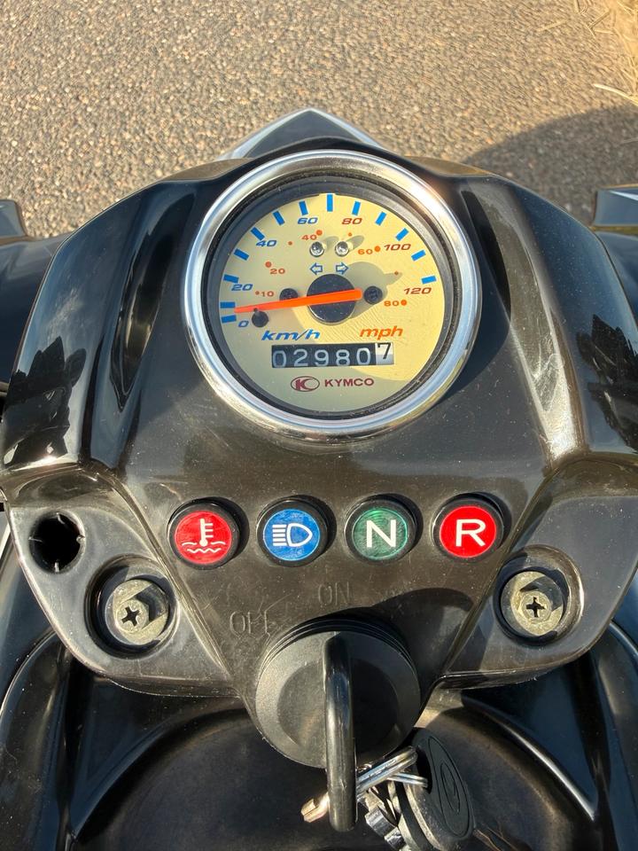 Kymco Maxxer 300 Quad wenig Km 300ccm 2010 — photo 13