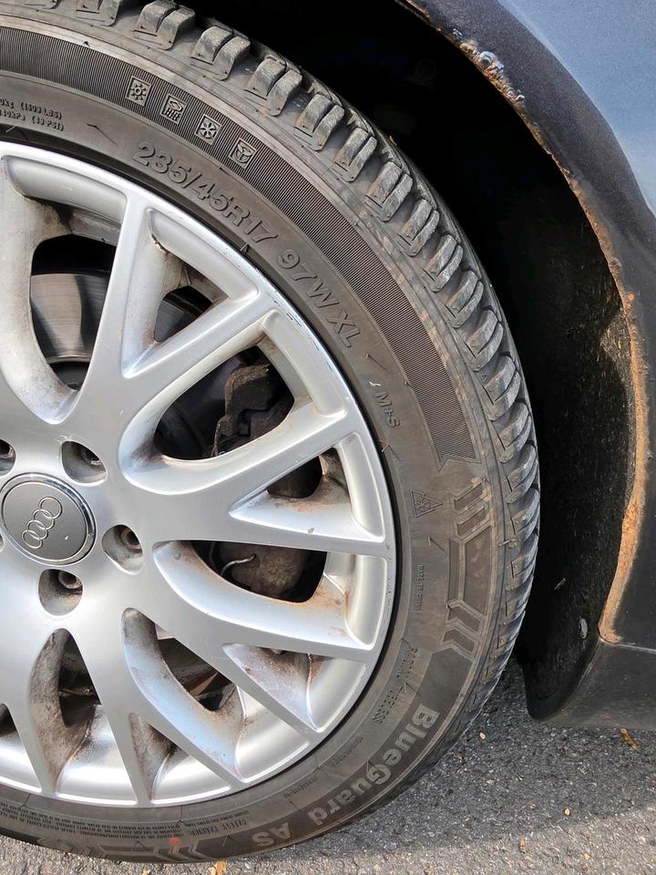 Audi A4 2007 — photo 20