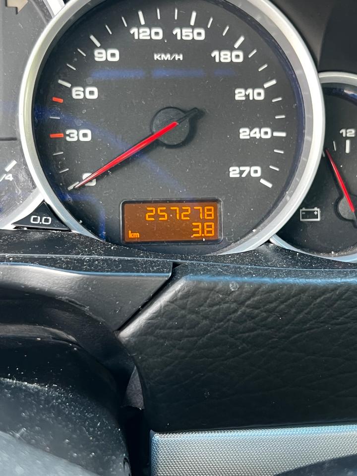 Porsche Cayenne 2007 — photo 16