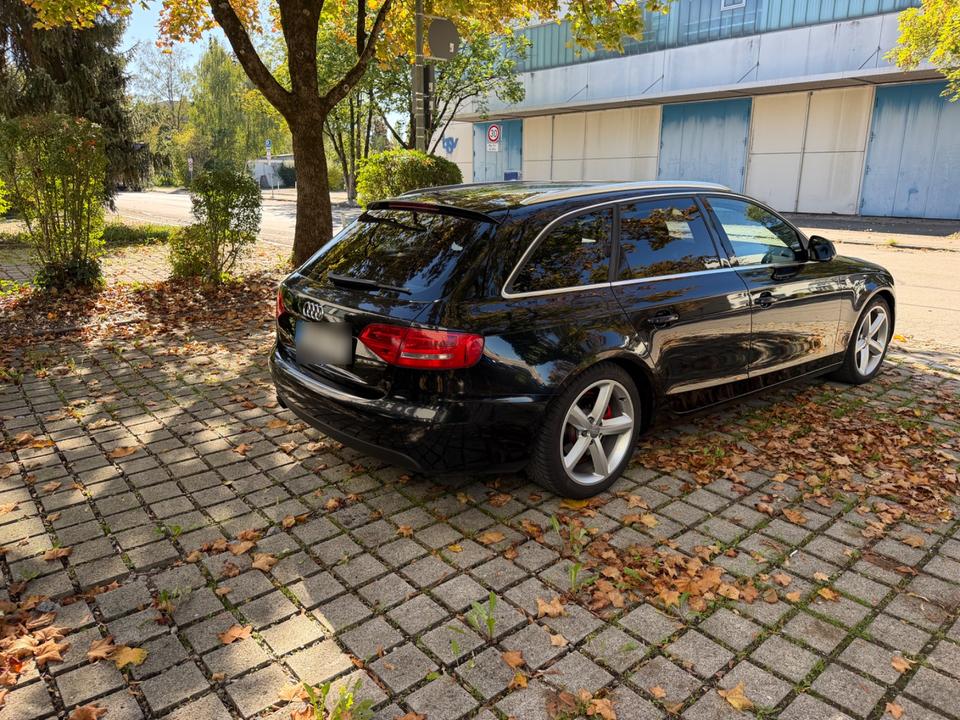 Audi A4 2009 — photo 6
