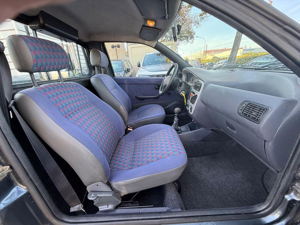 Fiat Strada 2004 — photo 11