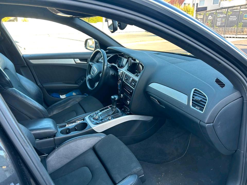 Audi A4 2013 — photo 11