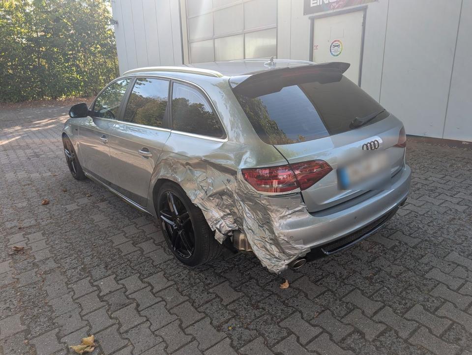 Audi A4 2008 — rear view