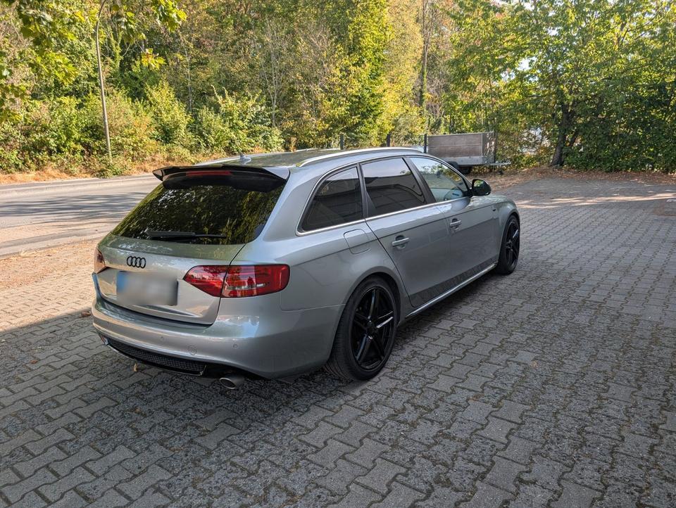 Audi A4 2008 — engine