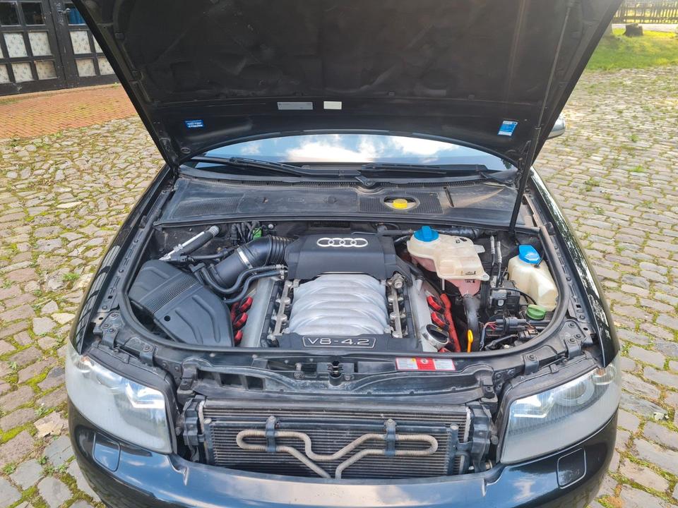 Audi S4 2004 — photo 13