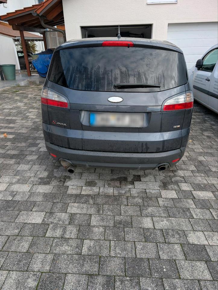 Ford S-Max 2009 — салон