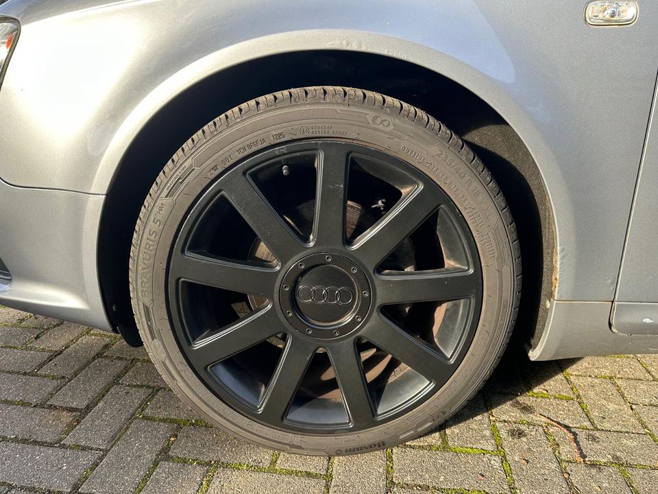 Audi A4 2005 — photo 11