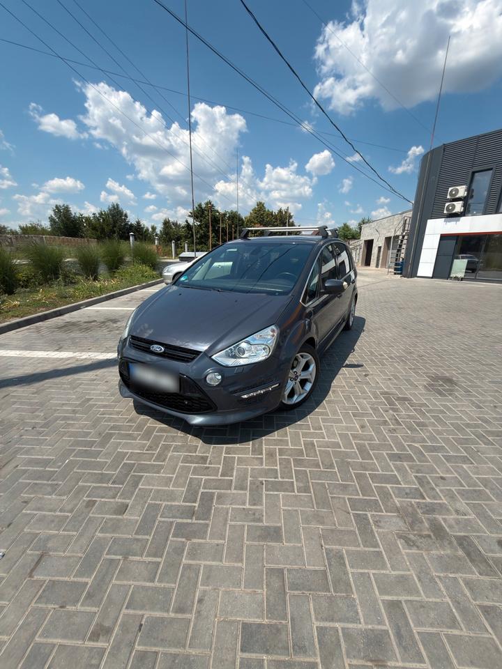 Ford S-Max 2012 — engine