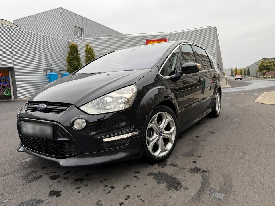 Ford S-Max 2012 — interior