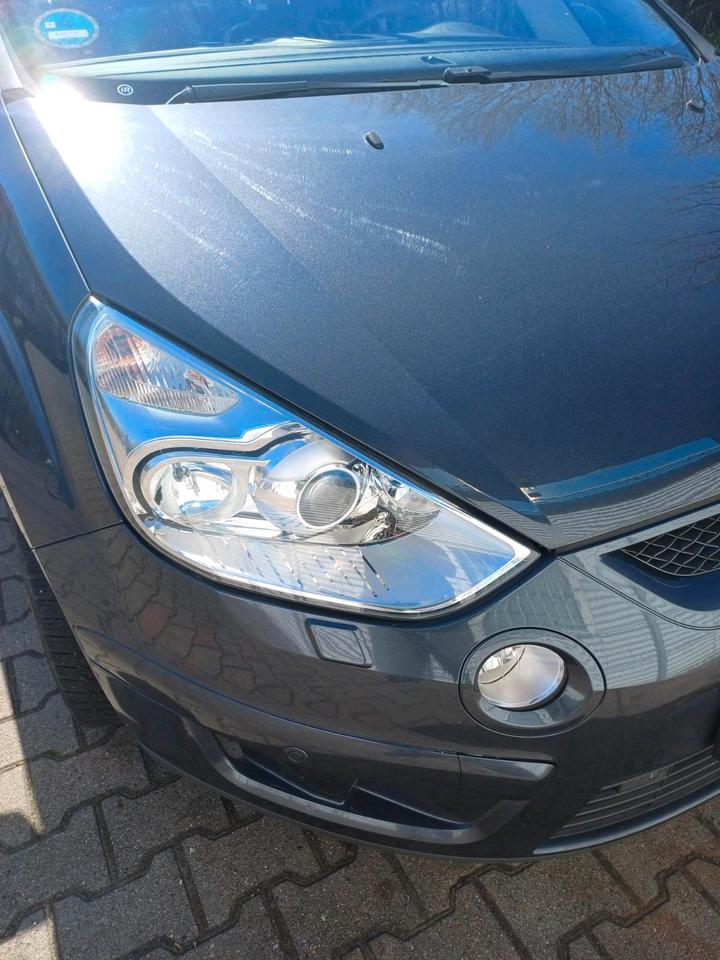 Ford S-Max 2009 — photo 14