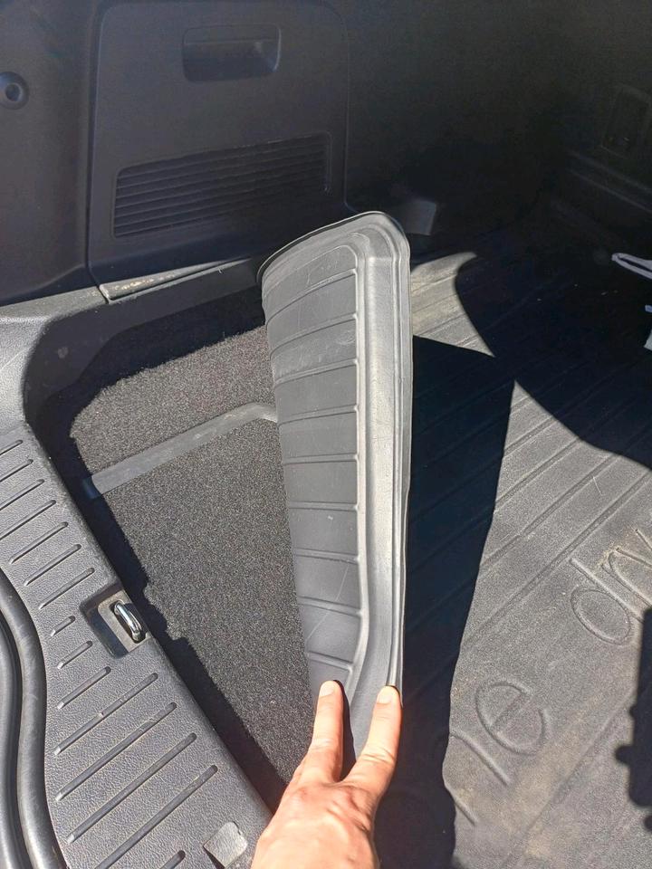 Ford S-Max 2009 — photo 15