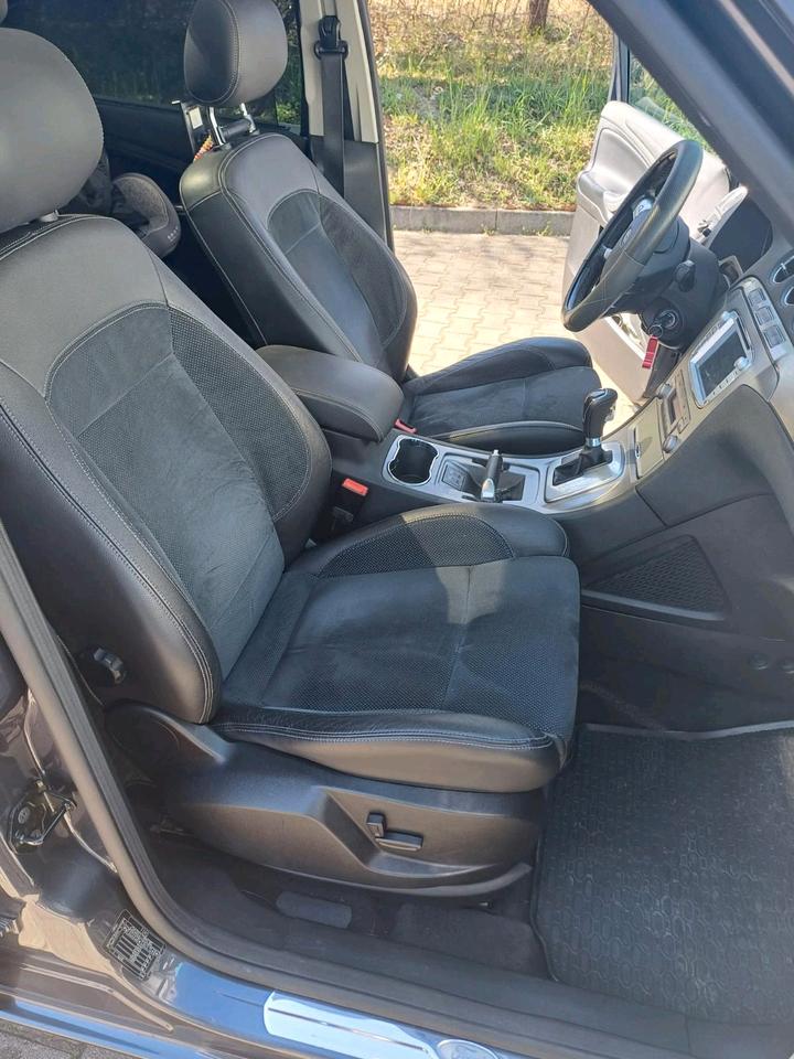 Ford S-Max 2009 — photo 6