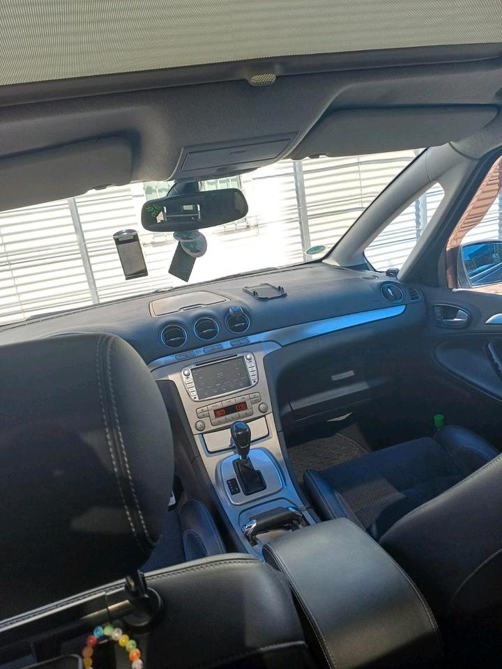 Ford S-Max 2009 — photo 7