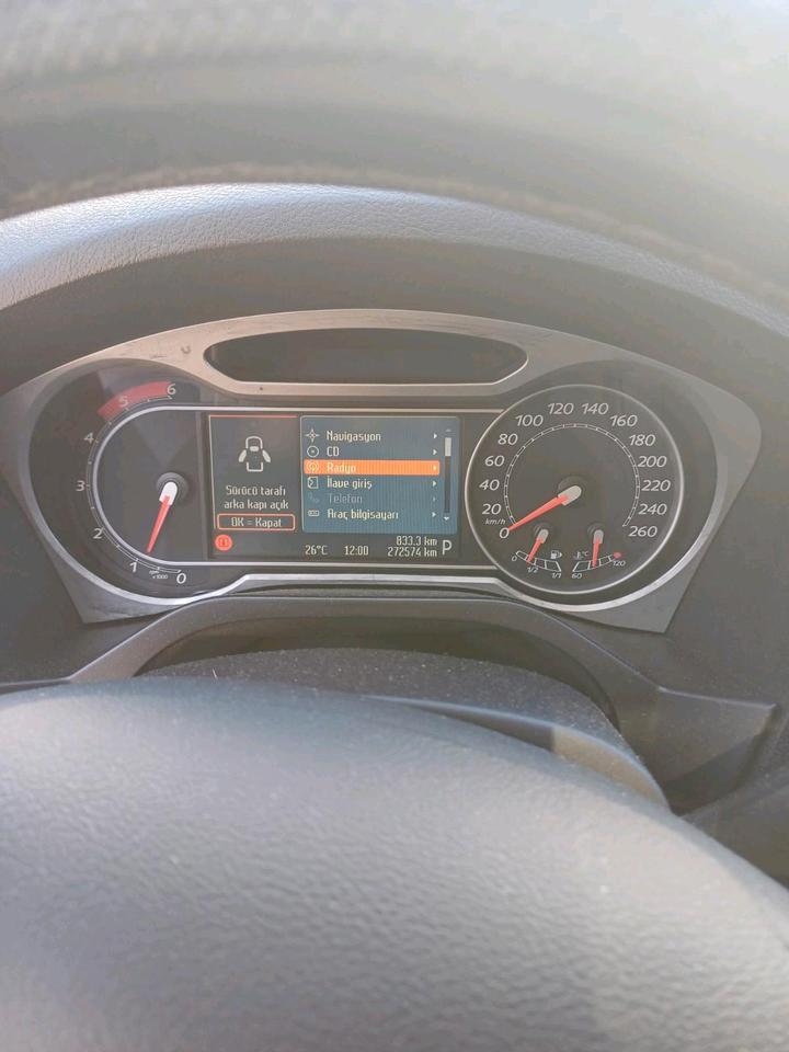 Ford S-Max 2009 — photo 9