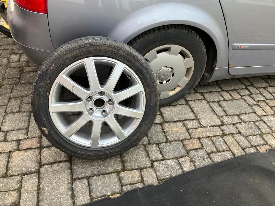 Audi A4 2004 — photo 13