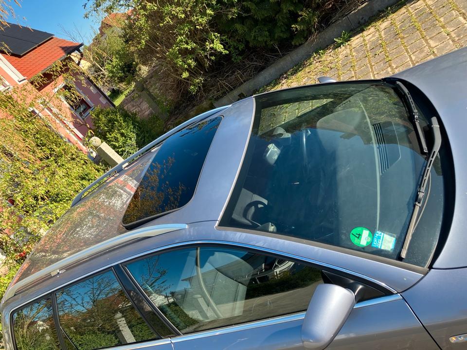 Audi A4 2004 — rear view
