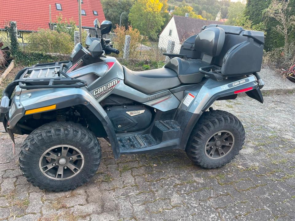 Weitere Motorräder Gelöscht • Can-Am Outlander Abstand 800 Max Bombardier 2007 — rear view