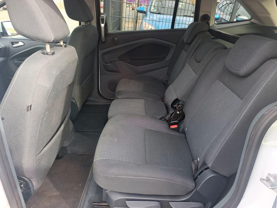 Ford Grand C-Max 2012 — photo 23