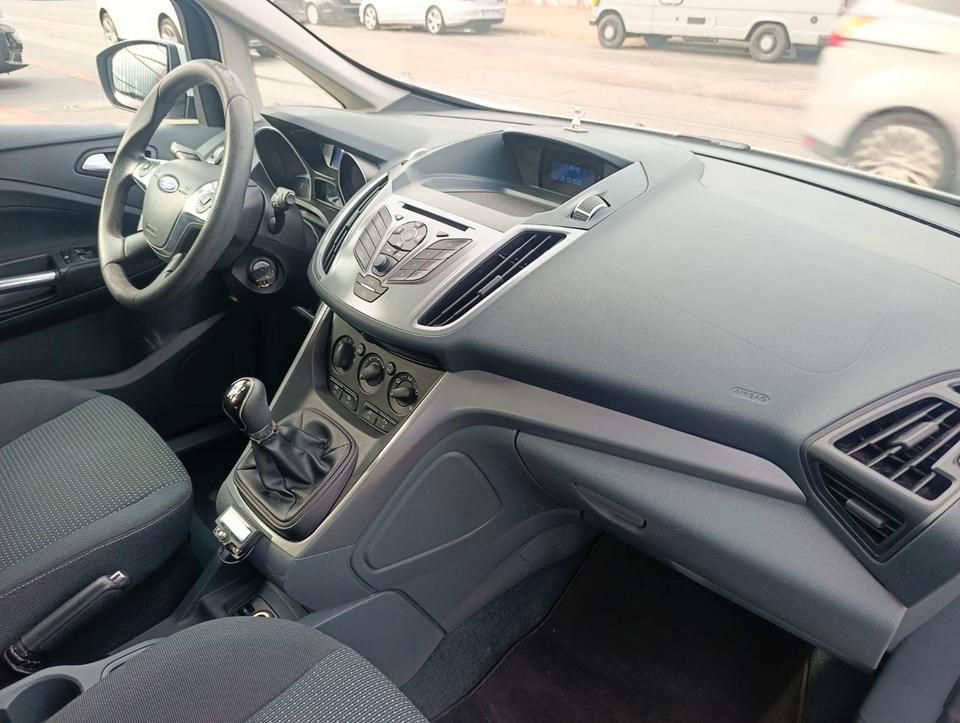 Ford Grand C-Max 2012 — photo 36