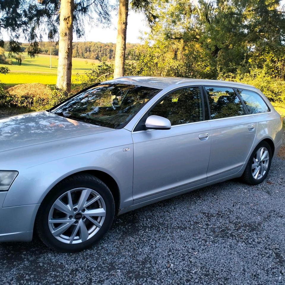 Audi A6 2005 — interior