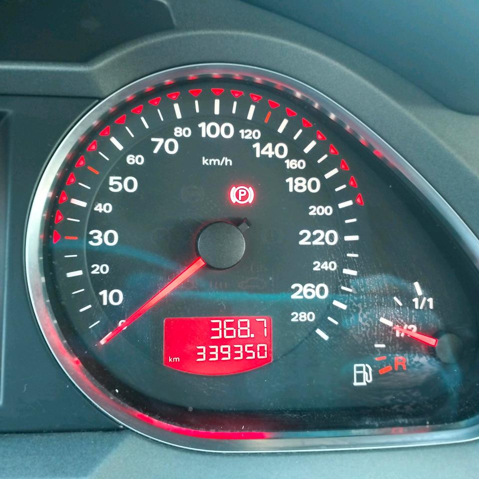 Audi A6 2005 — photo 9