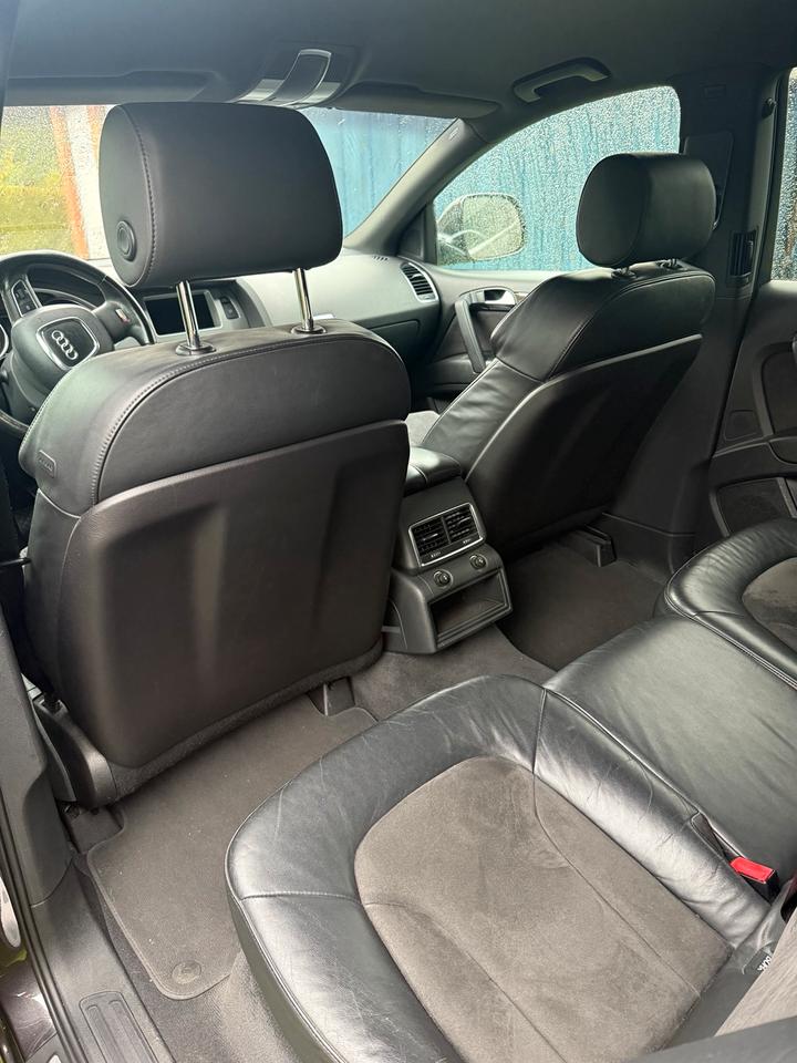 Audi Q7 2008 — photo 10
