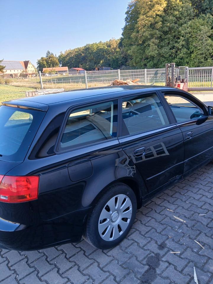 Audi A4 2008 — engine