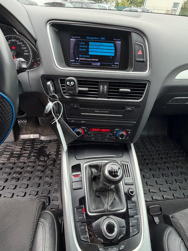 Audi Q5 2010 — photo 12