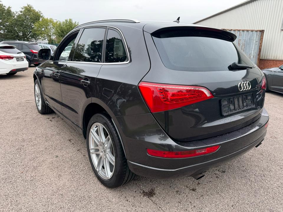 Audi Q5 2010 — photo 6