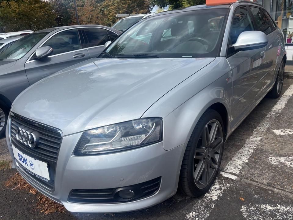 Audi A3 2009 — rear view