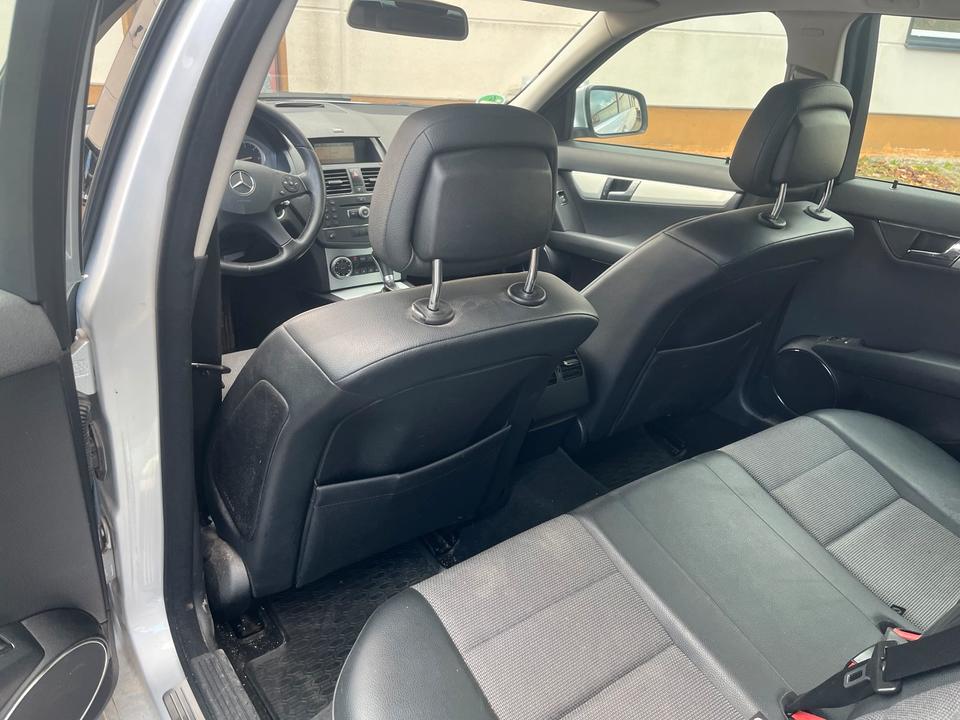 Mercedes Benz C 220 2008 — photo 6